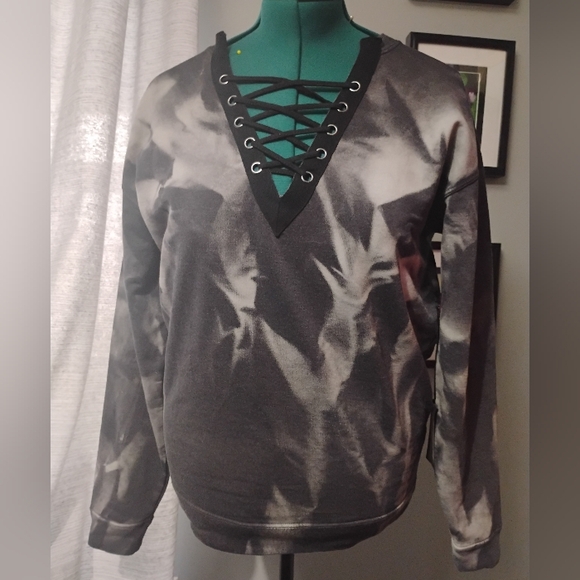 F21 Unique Tye Dye Lace Sweatshirt in Grey & Black, Sz XL - Picture 10 of 10